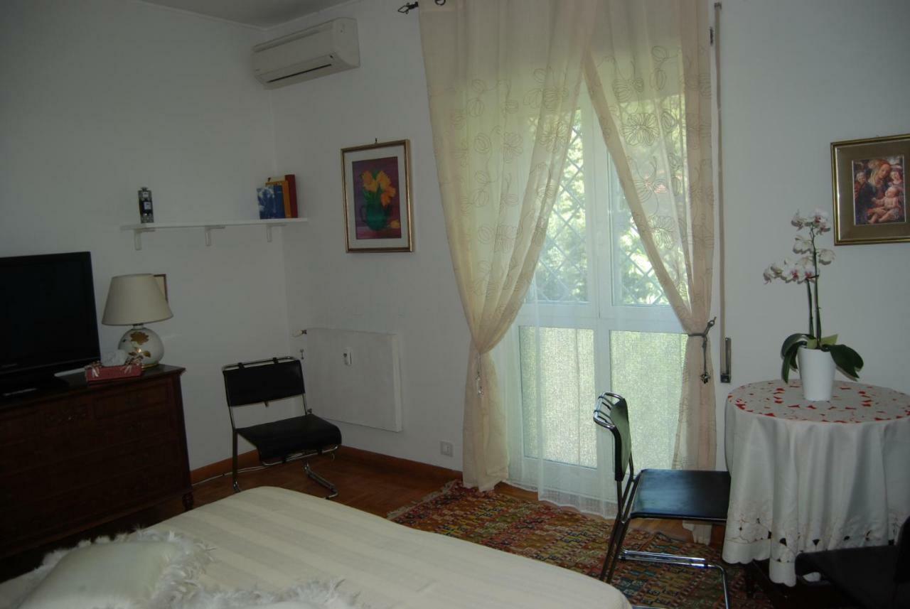 Bed and Breakfast La Badia Del Cavaliere Рим Экстерьер фото